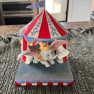 Dumbo Flying out of Tent Scene
SKU: 6008064